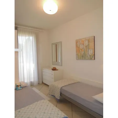 Modern Three Flat With Pool Daire Bibione