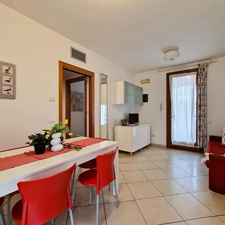 דירה Modern Three Flat With Pool *