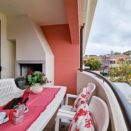 Appartamento Modern Three Flat With Pool Bibione