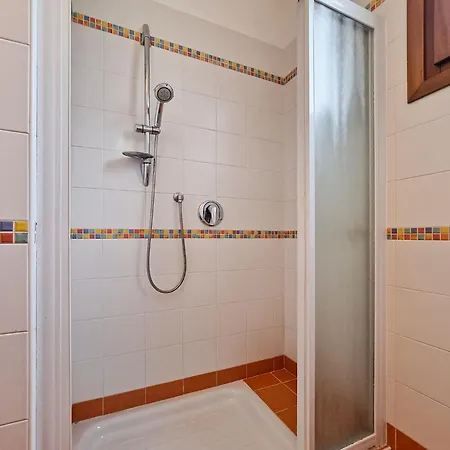 דירה Modern Three Flat With Pool